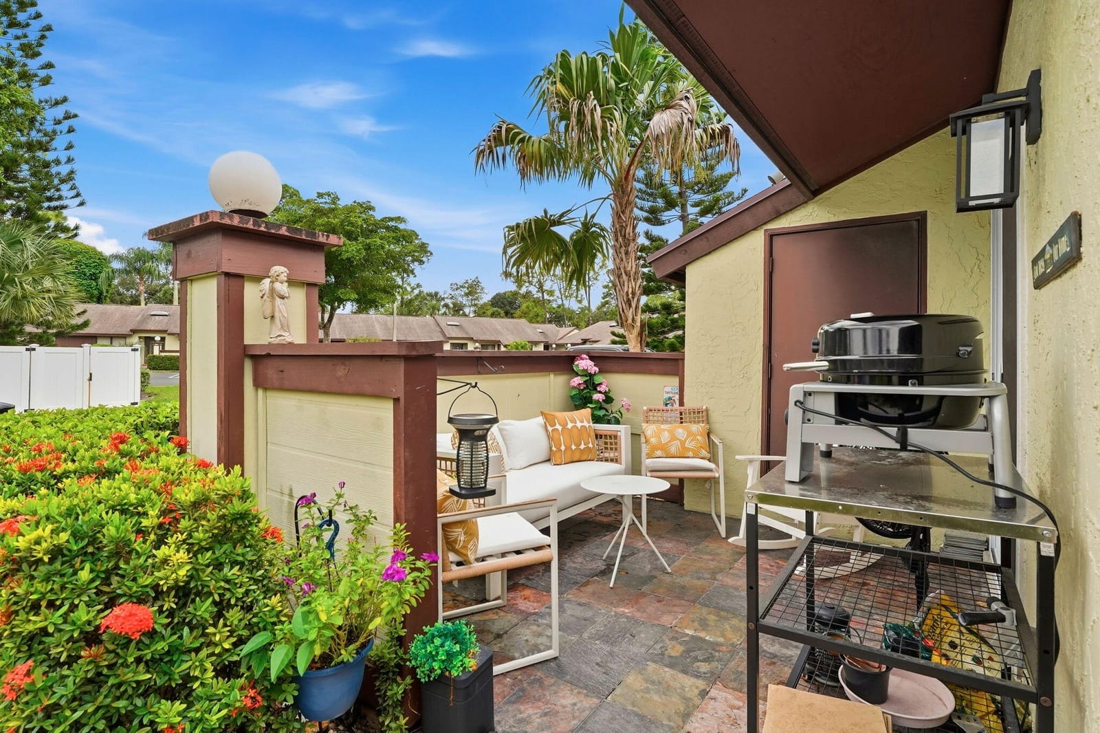 497 Iron Forge Court — photo 2