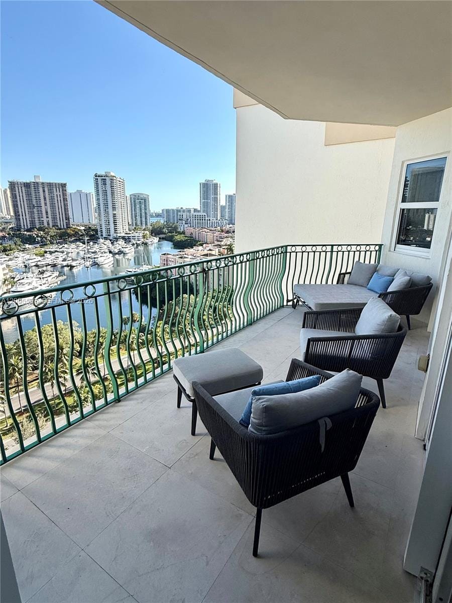 19900 E Country Club Drive TS03, Aventura, FL 33180 photo 13