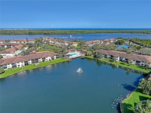 6082 SE Landing Way 10, Stuart, FL 34997