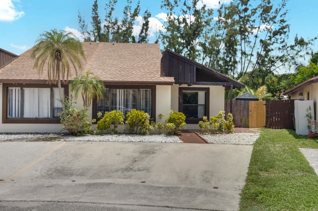3768 MIL LAKE Court, Greenacres, FL 33463