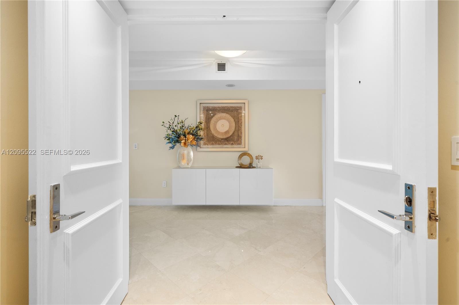 781 Crandon Boulevard 1802, Key Biscayne, FL 33149 photo 2