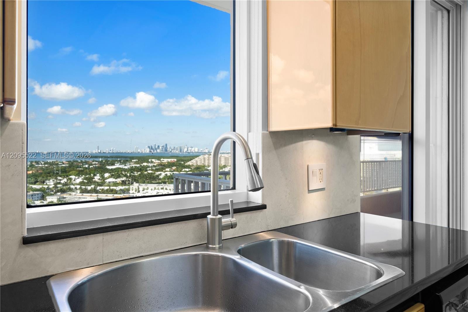781 Crandon Boulevard 1802, Key Biscayne, FL 33149 photo 9