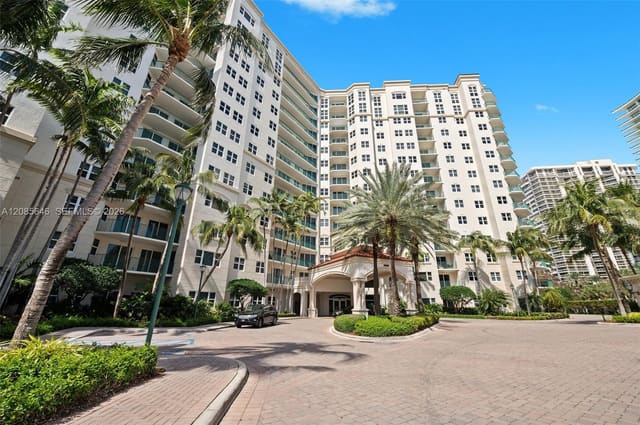 20000 E Country Club Drive 314, Aventura, FL 33180