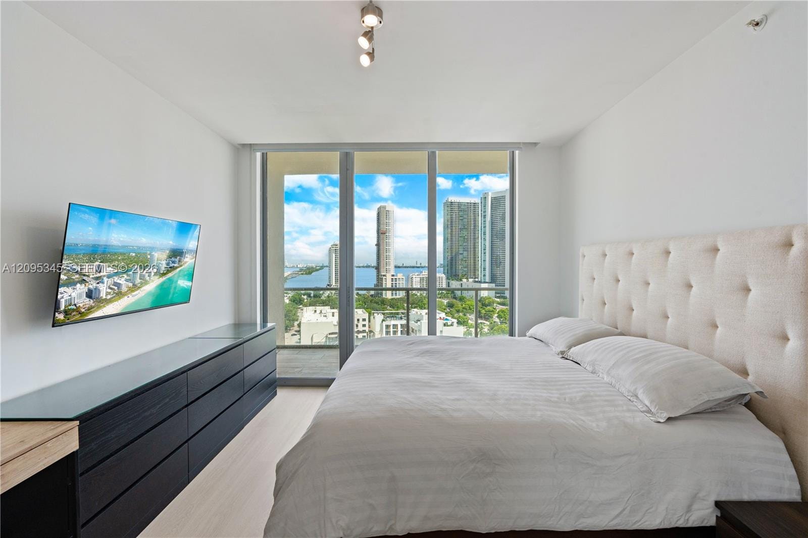 3470 E Coast Avenue H1711, Miami, FL 33137 photo 12