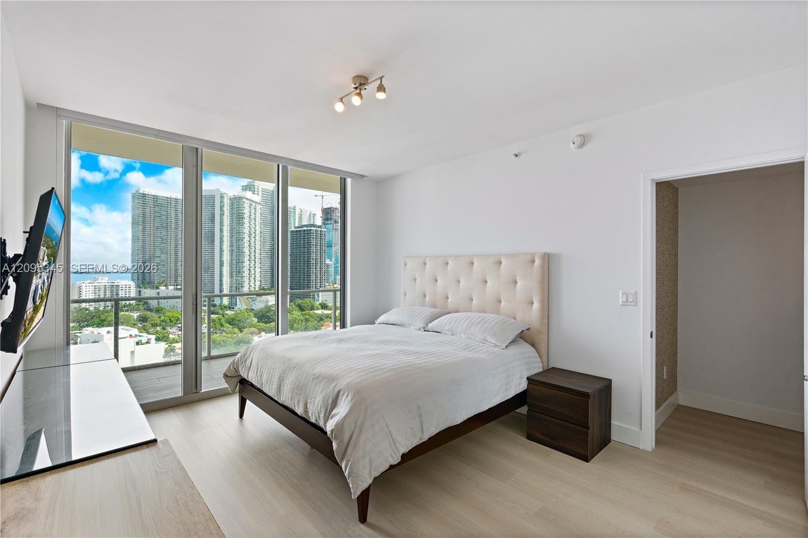 3470 E Coast Avenue H1711, Miami, FL 33137 photo 13