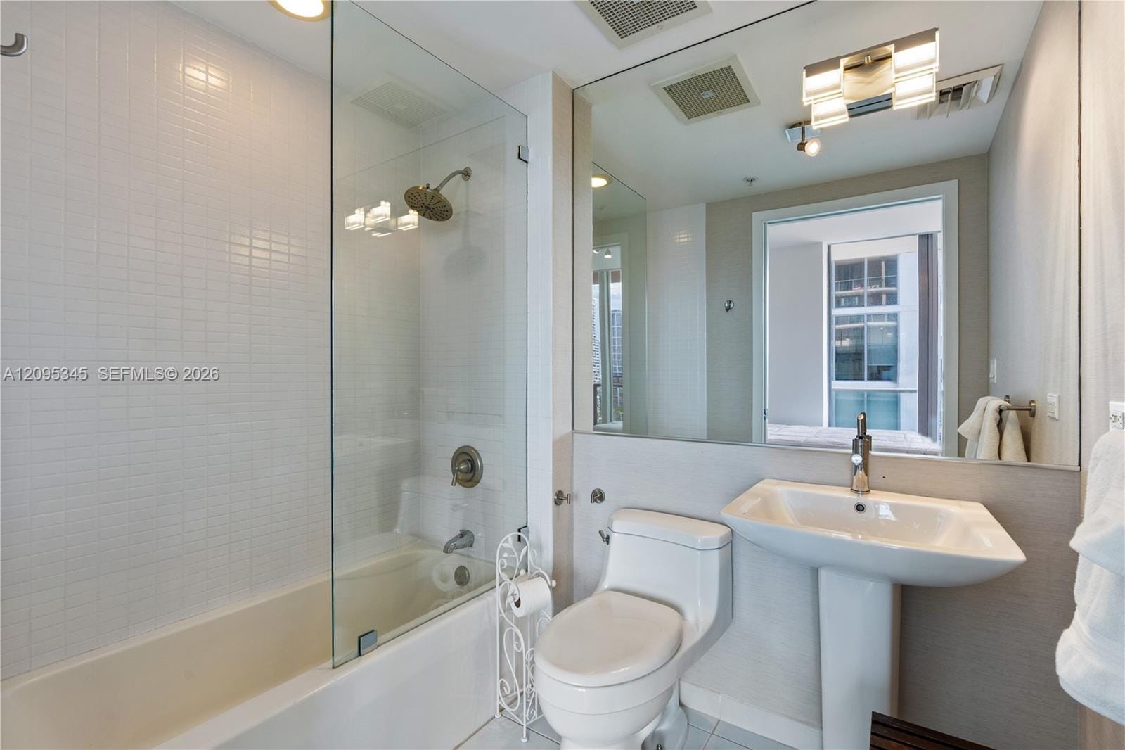 3470 E Coast Avenue H1711, Miami, FL 33137 photo 29