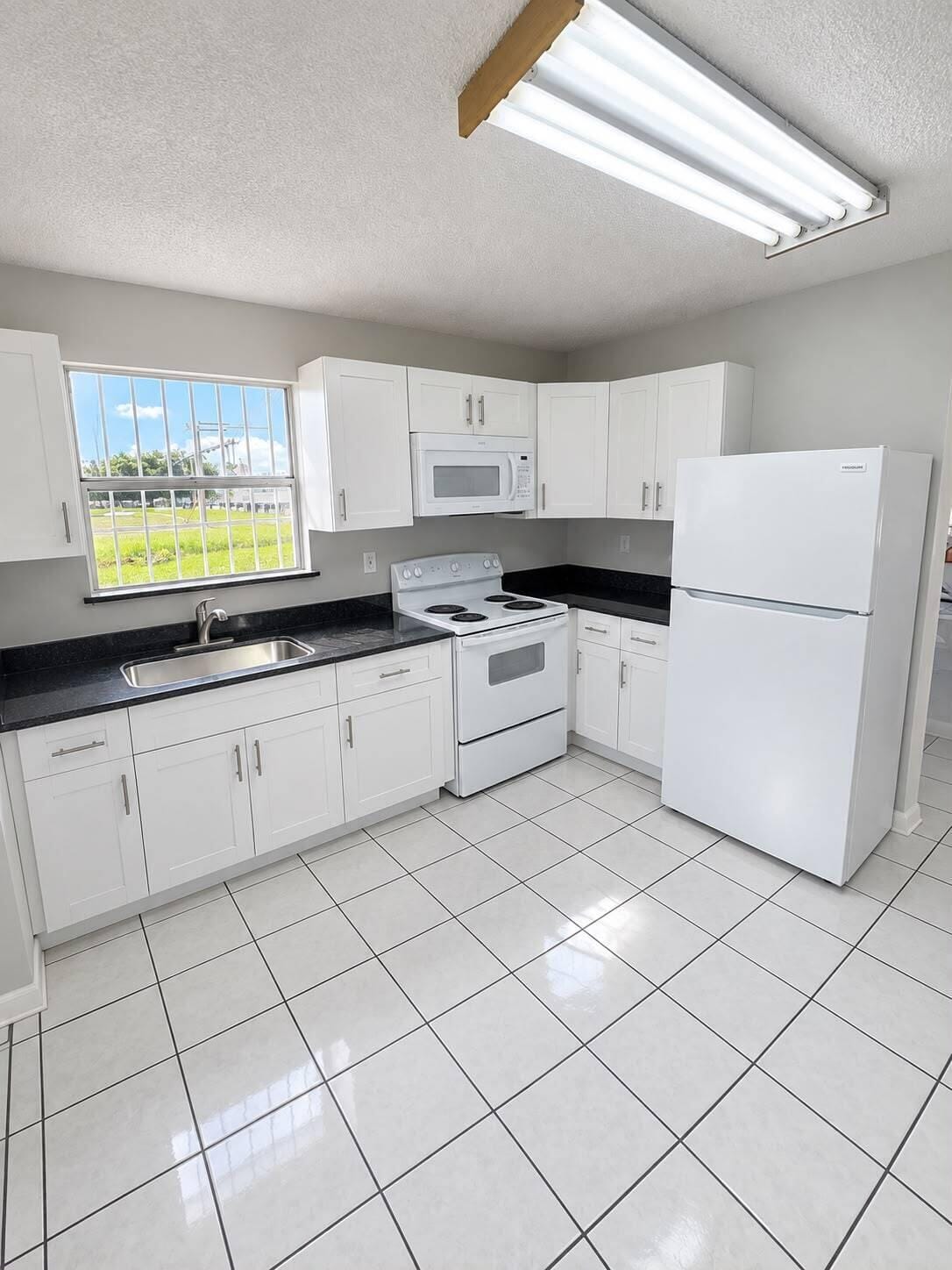 20620 NW 26TH Court, Miami Gardens, FL 33056 photo 10