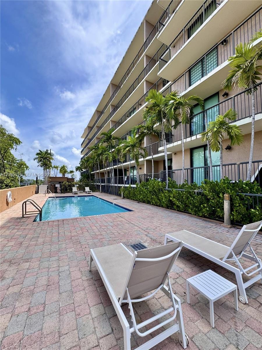 1690 SW 27th Avenue 502, Miami, FL 33145 photo 17