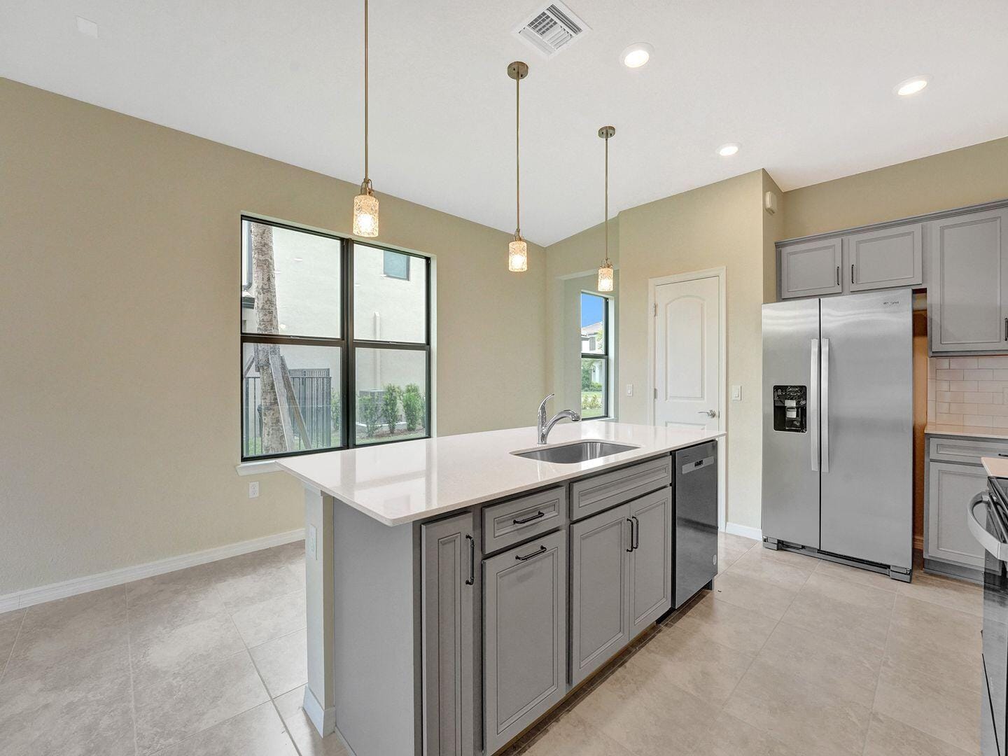 4825 CHANTILLY Road, Lake Worth, FL 33467 photo 6