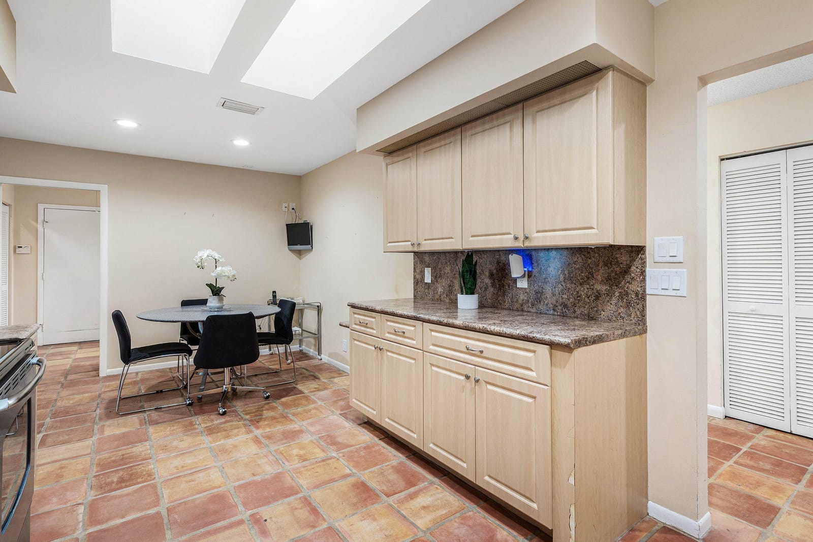 61 Hampshire Lane, Boynton Beach, FL 33436 photo 13