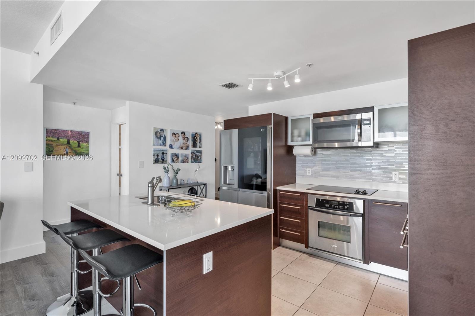 1900 N Bayshore Drive 2311 — photo 9