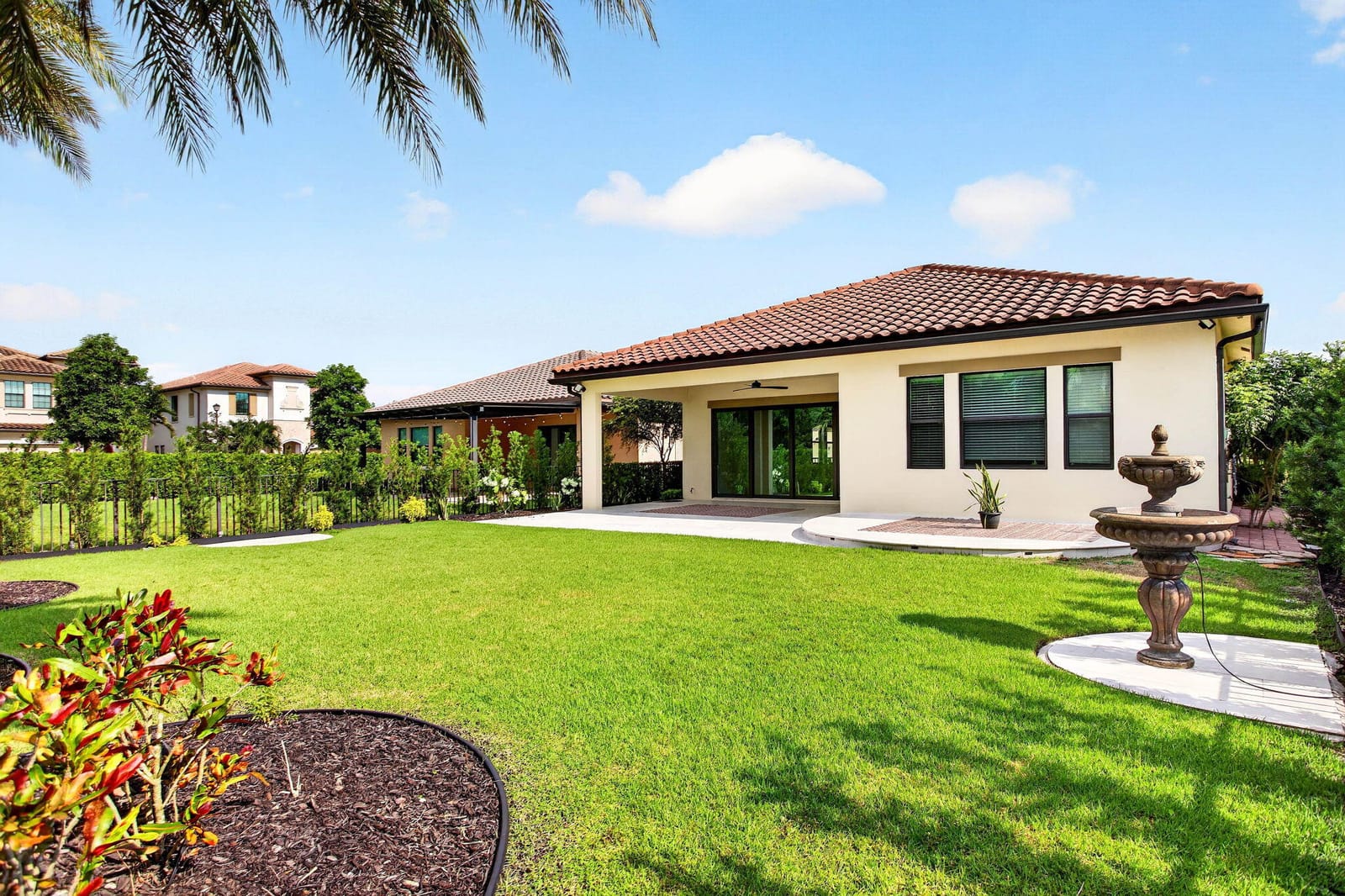 11760 E EASTLAKE Court, Parkland, FL 33076 photo 2