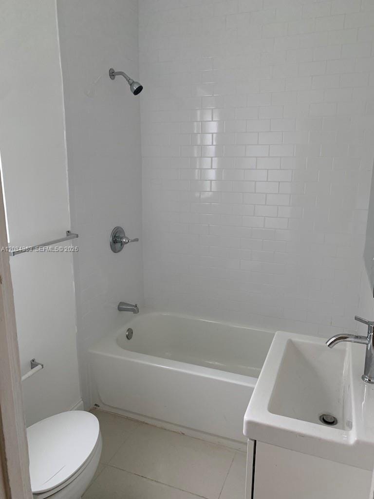 470 NE 162nd Street, Miami, FL 33162 photo 5