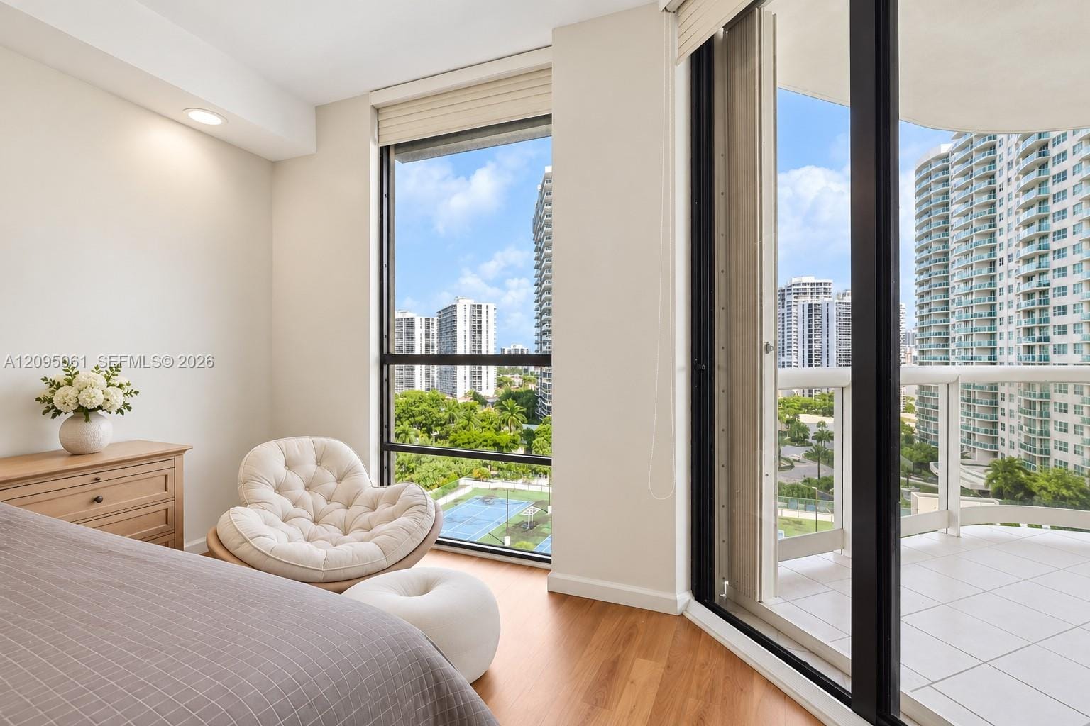 20191 E Country Club Drive 1102, Aventura, FL 33180 photo 13