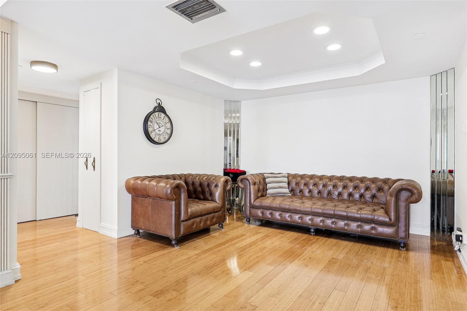 20191 E Country Club Drive 1102 — photo 6