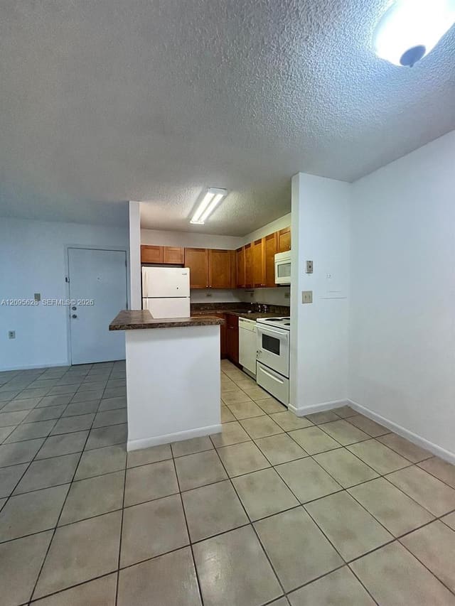 6975 NW 179th Street 202, Hialeah, FL 33015