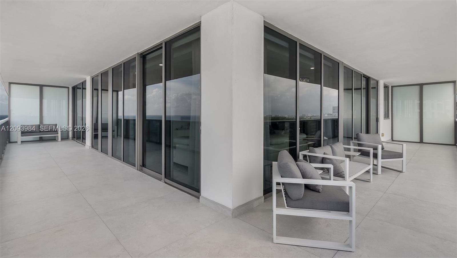 5875 Collins Avenue 1707, Miami Beach, FL 33140 photo 10