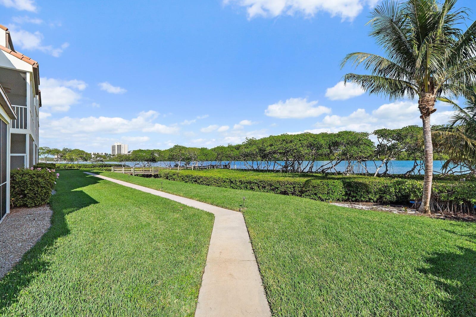 200 WATERWAY Road 105, Tequesta, FL 33469 photo 29
