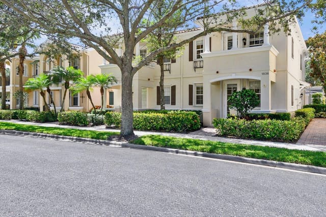 1836 Jeaga Drive, Jupiter, FL 33458