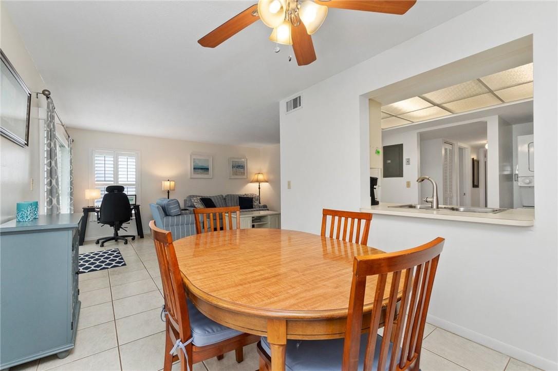 1180 Carlton Court 102A-unit B, Fort Pierce, FL 34949 photo 12