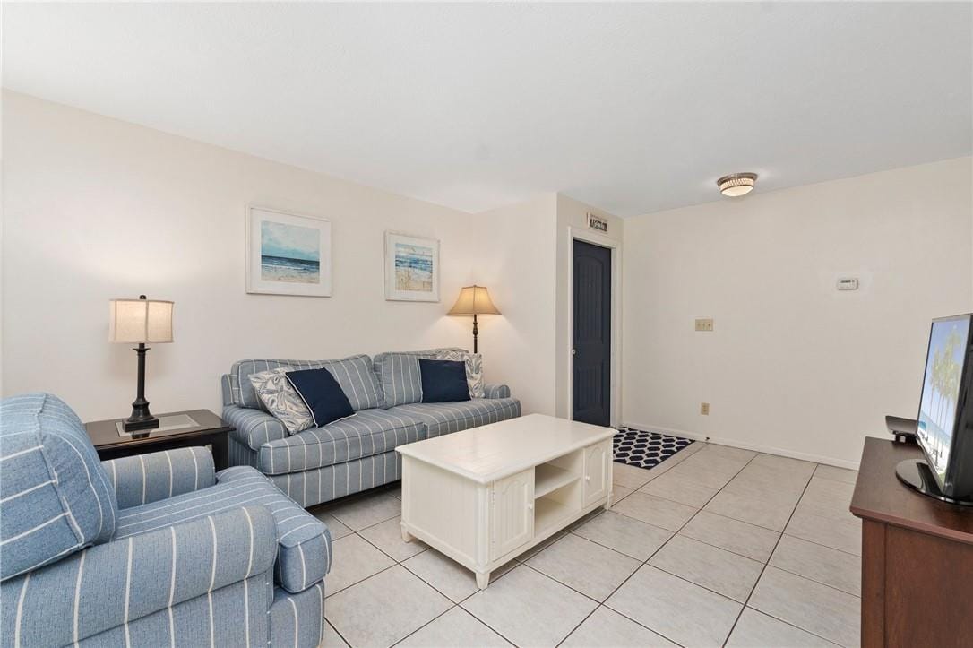 1180 Carlton Court 102A-unit B, Fort Pierce, FL 34949 photo 9