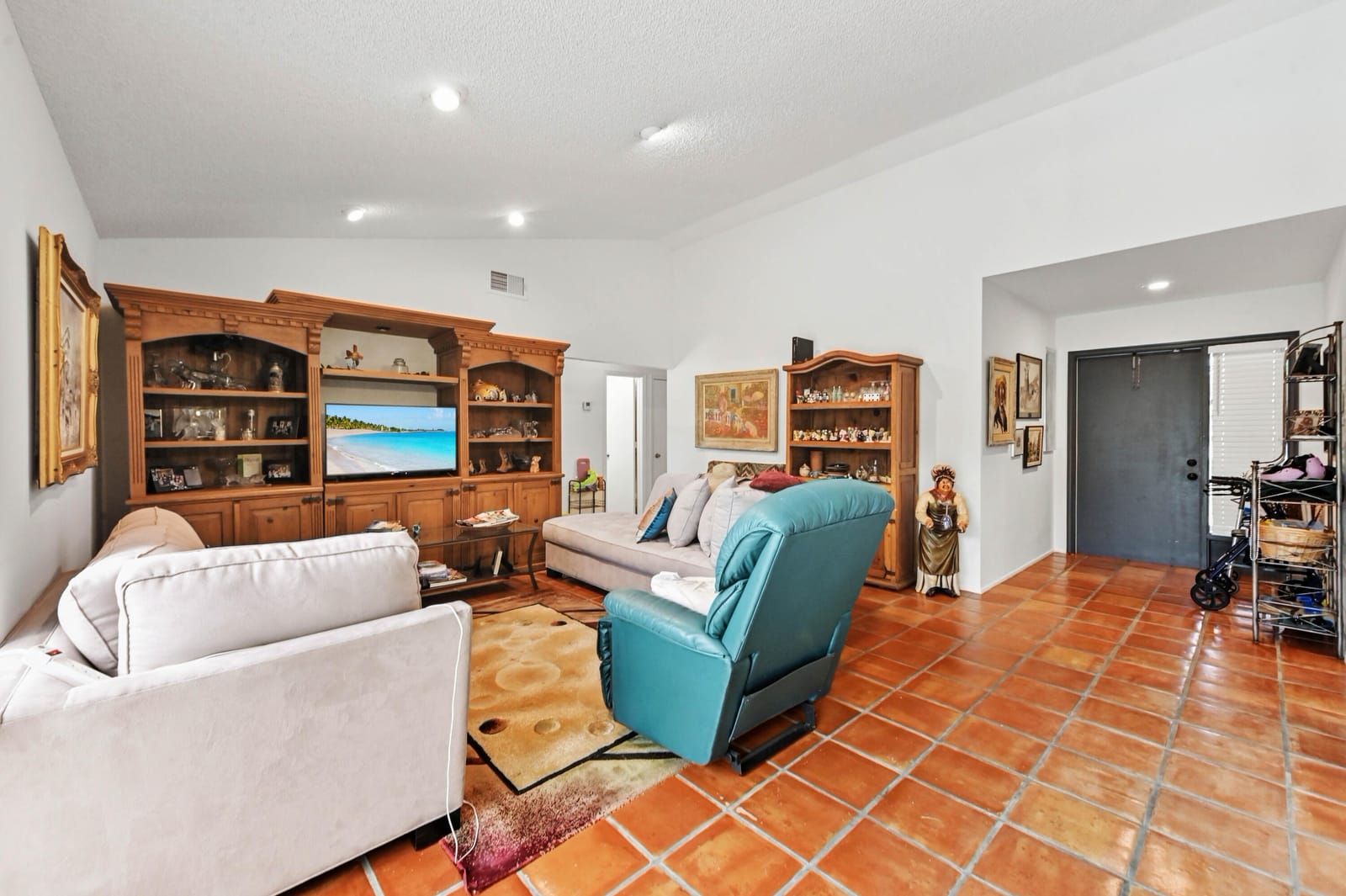 9585 Lancaster Place — photo 6