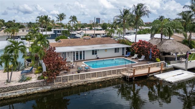 391 SE 16th Avenue, Pompano Beach, FL 33060