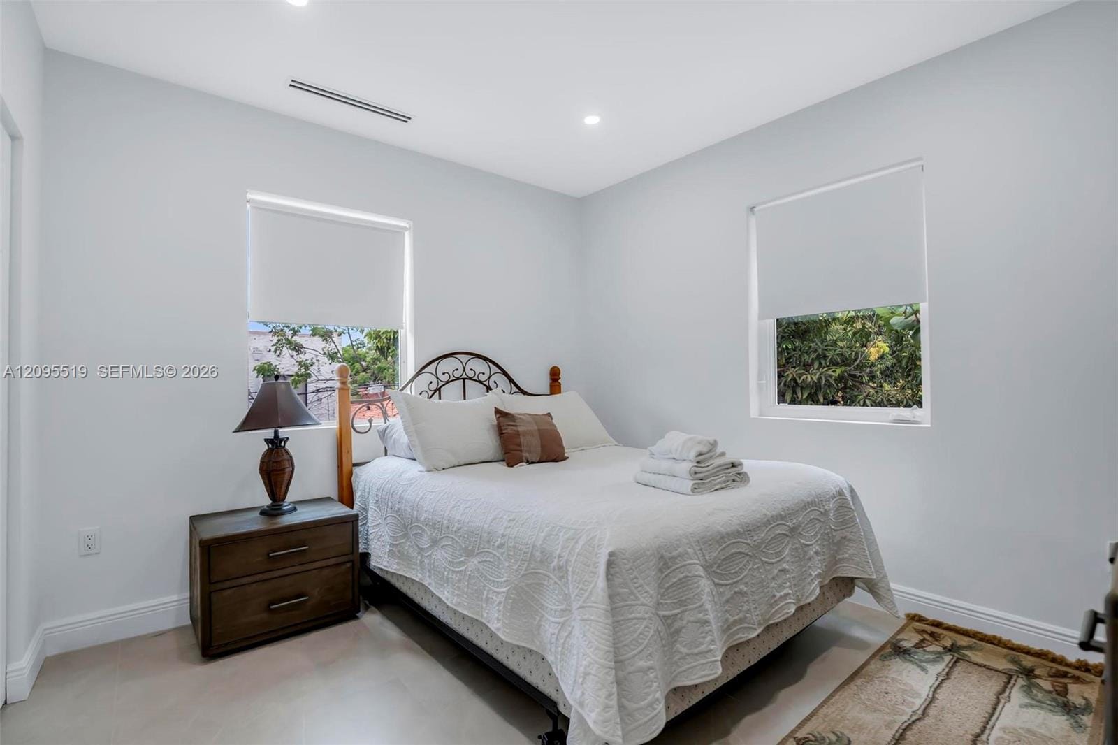 1636 SW 9th Street — photo 5
