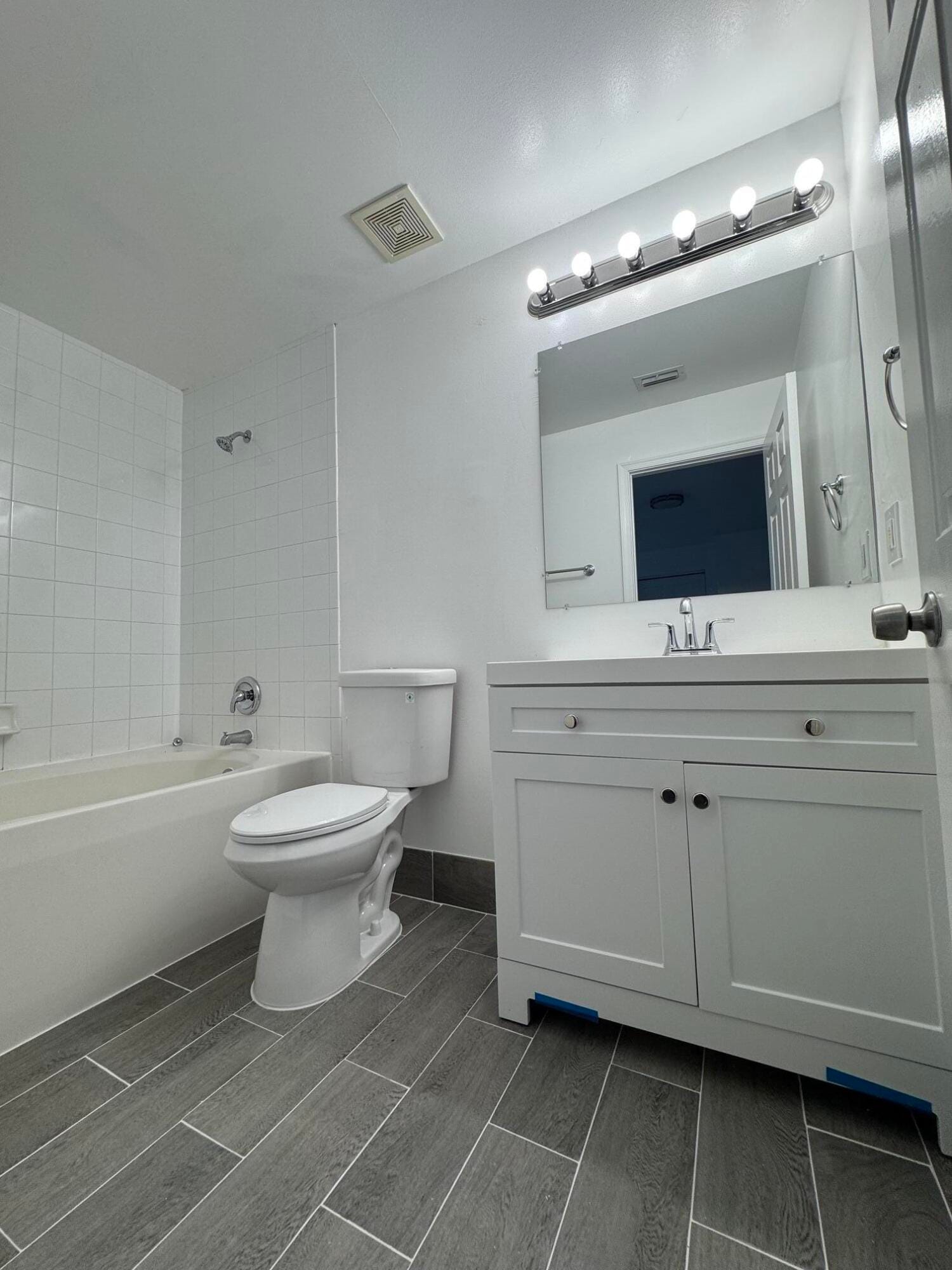 1193 Colonial Palms Way — photo 6