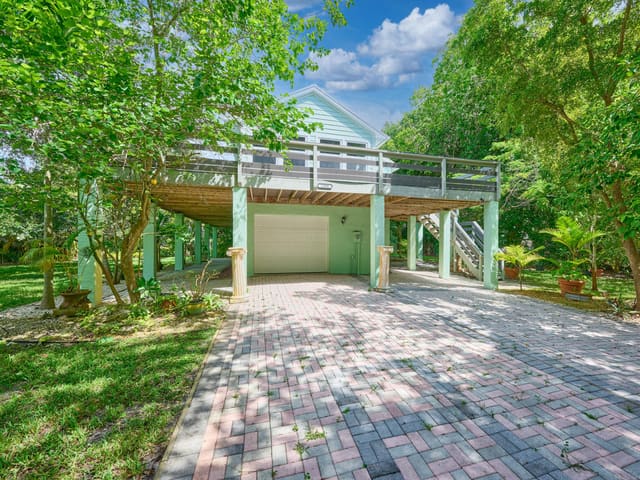 1398 SW PALM CITY Road, Stuart, FL 34994