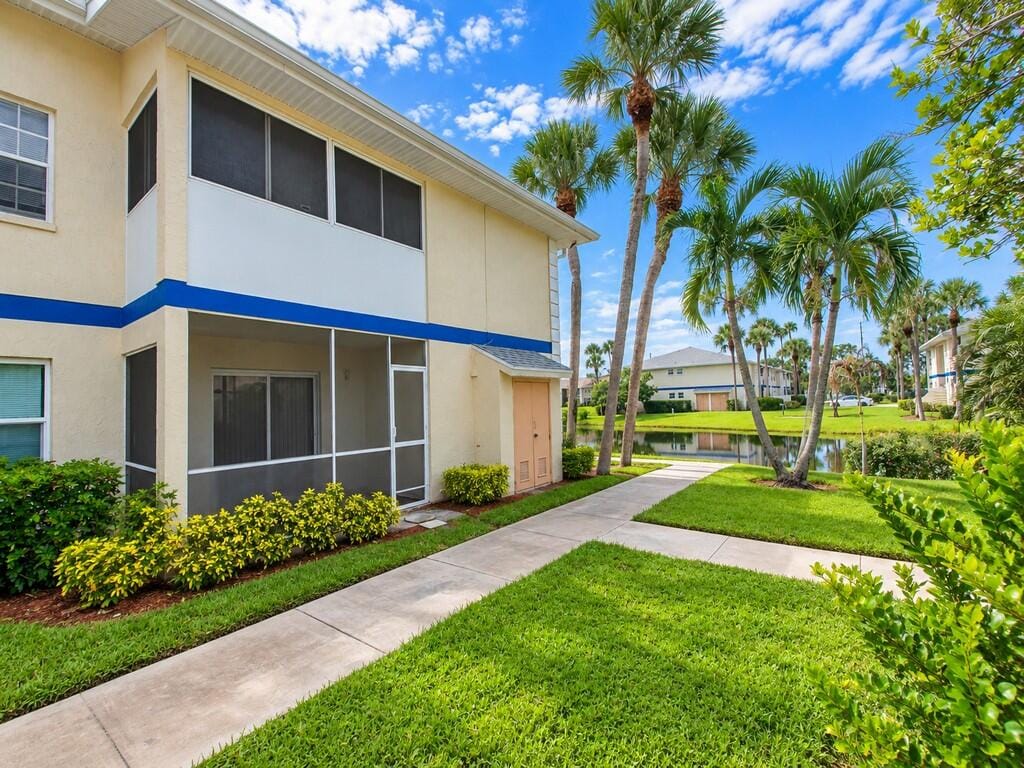 1505 SE Royal Green Circle 103, Port St. Lucie, FL 34952 photo 2