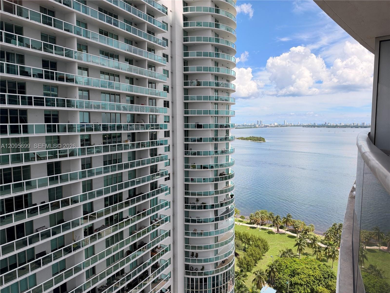 488 NE 18th Street 2205, Miami, FL 33132 photo 22