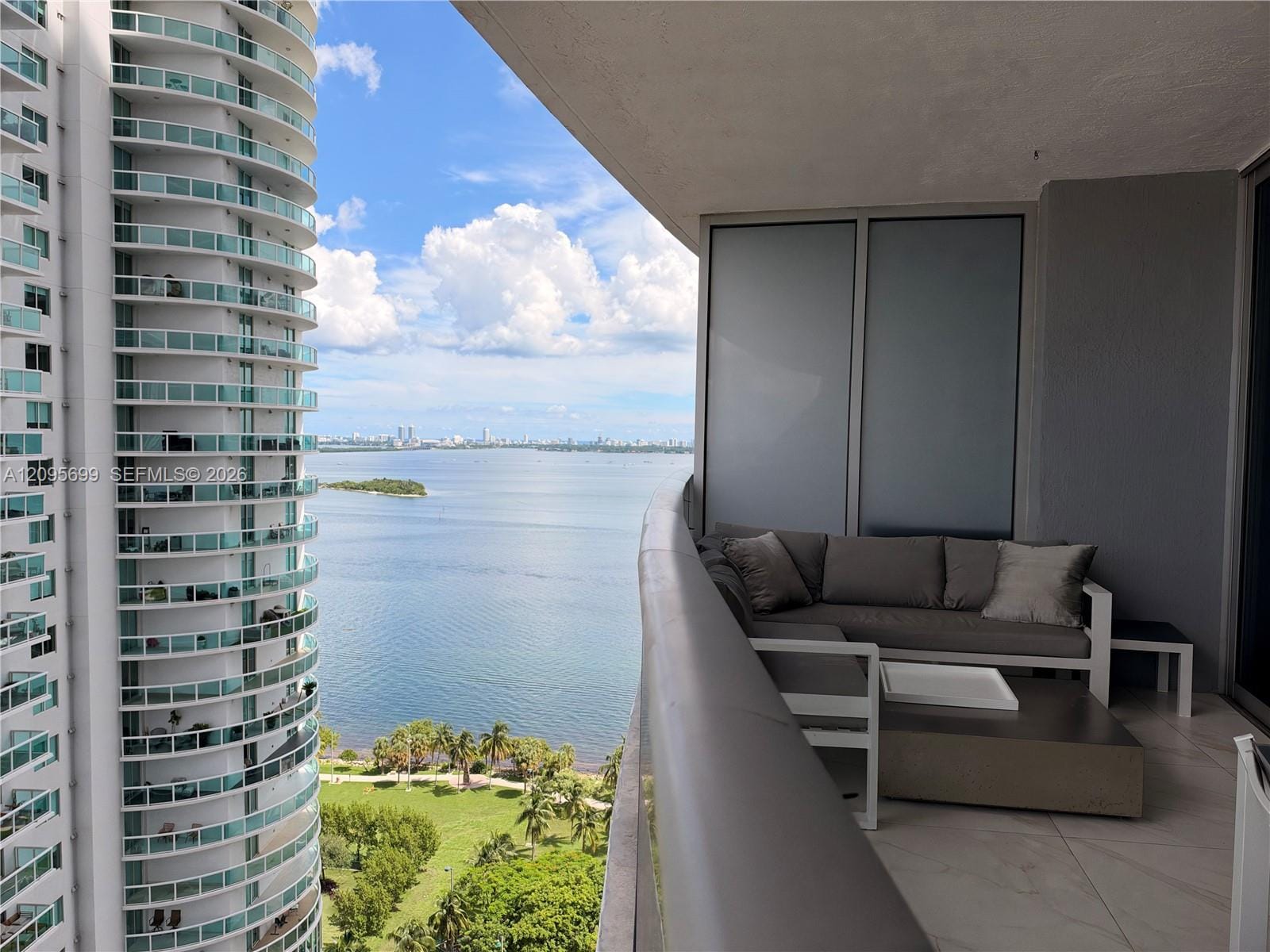 488 NE 18th Street 2205, Miami, FL 33132 photo 23