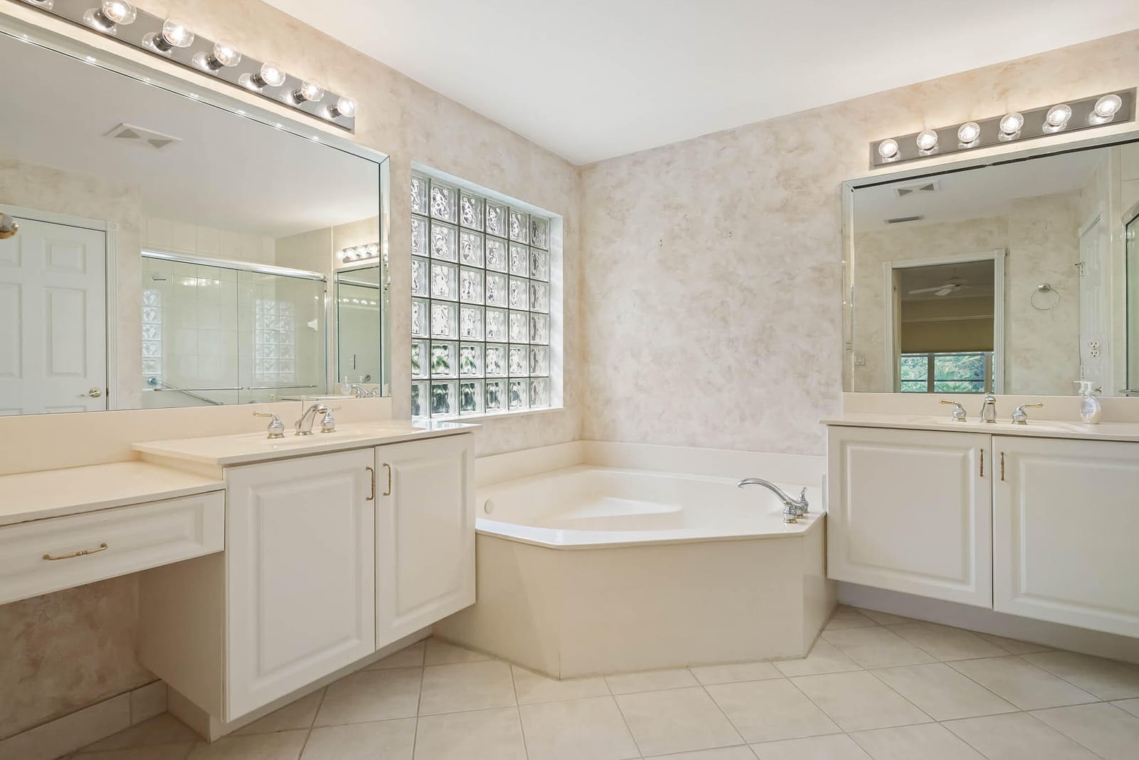 7286 WAILEA Avenue, Boynton Beach, FL 33437 photo 22