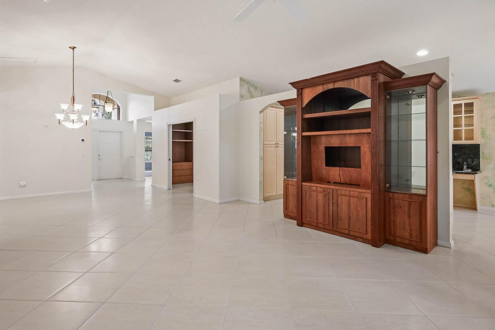 7286 WAILEA Avenue — photo 8