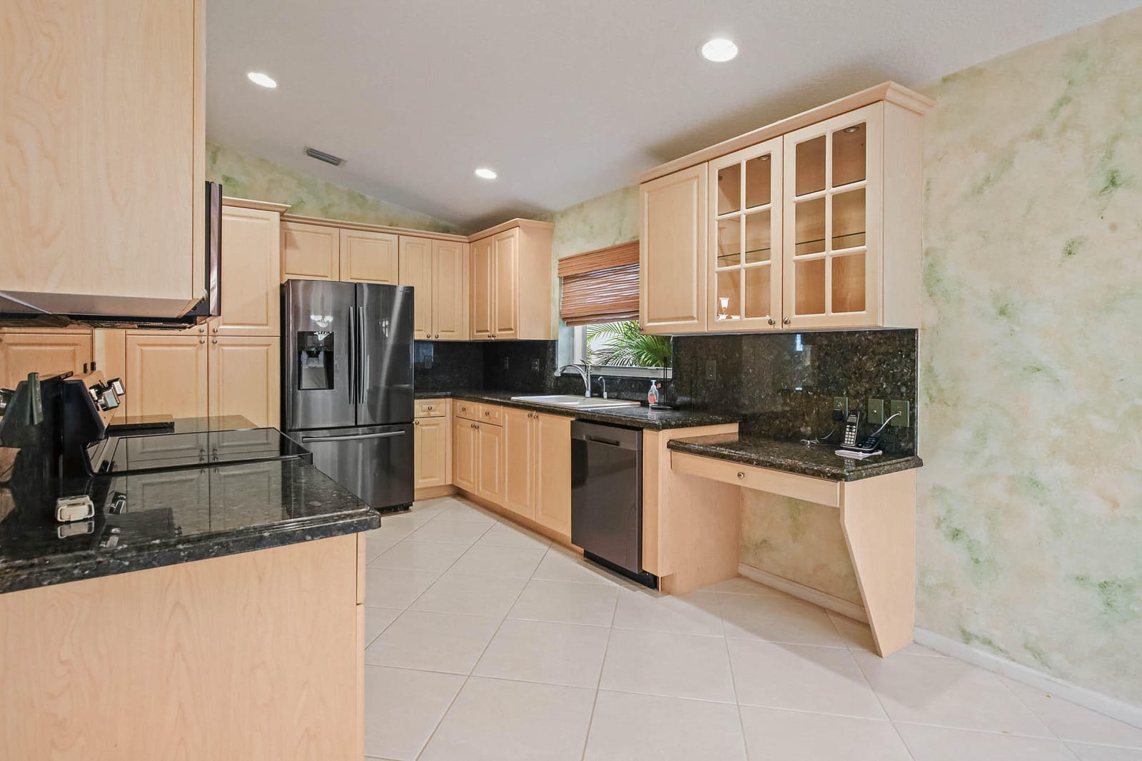 7286 WAILEA Avenue — photo 10
