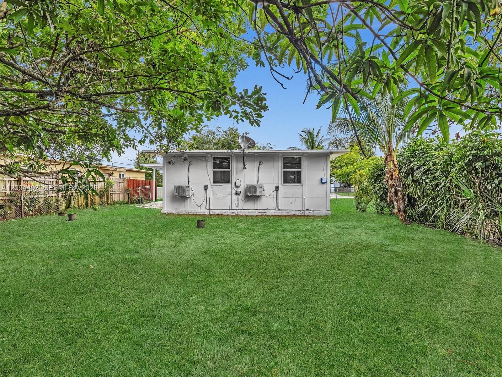 2805 NW 7th Court — photo 12