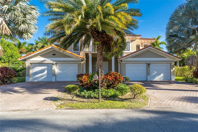 19529 SW 80th Court, Cutler Bay, FL 33157