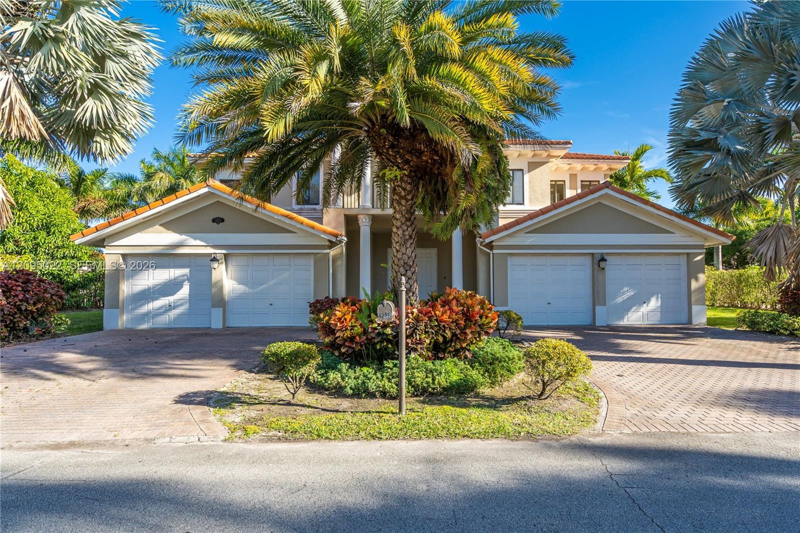 19529 SW 80th Court, Cutler Bay, FL 33157 - photo 1 of 30