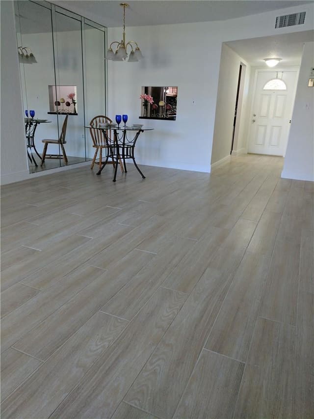 8465 SUNRISE LAKES Boulevard 101, Sunrise, FL 33322