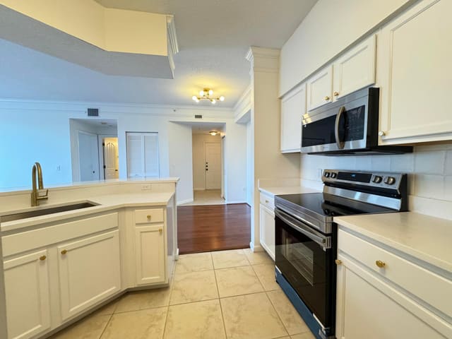 5306 Myrtlewood Circle E, Palm Beach Gardens, FL 33418