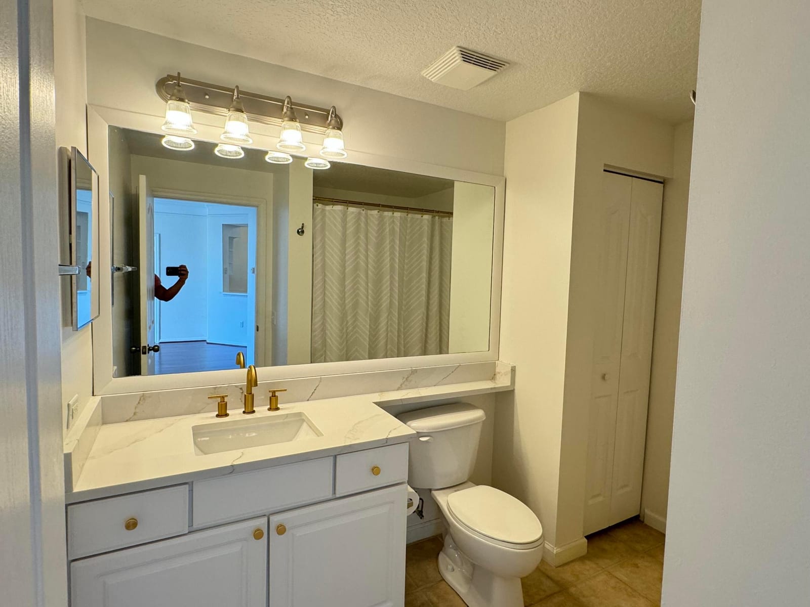 5306 Myrtlewood Circle E — photo 9