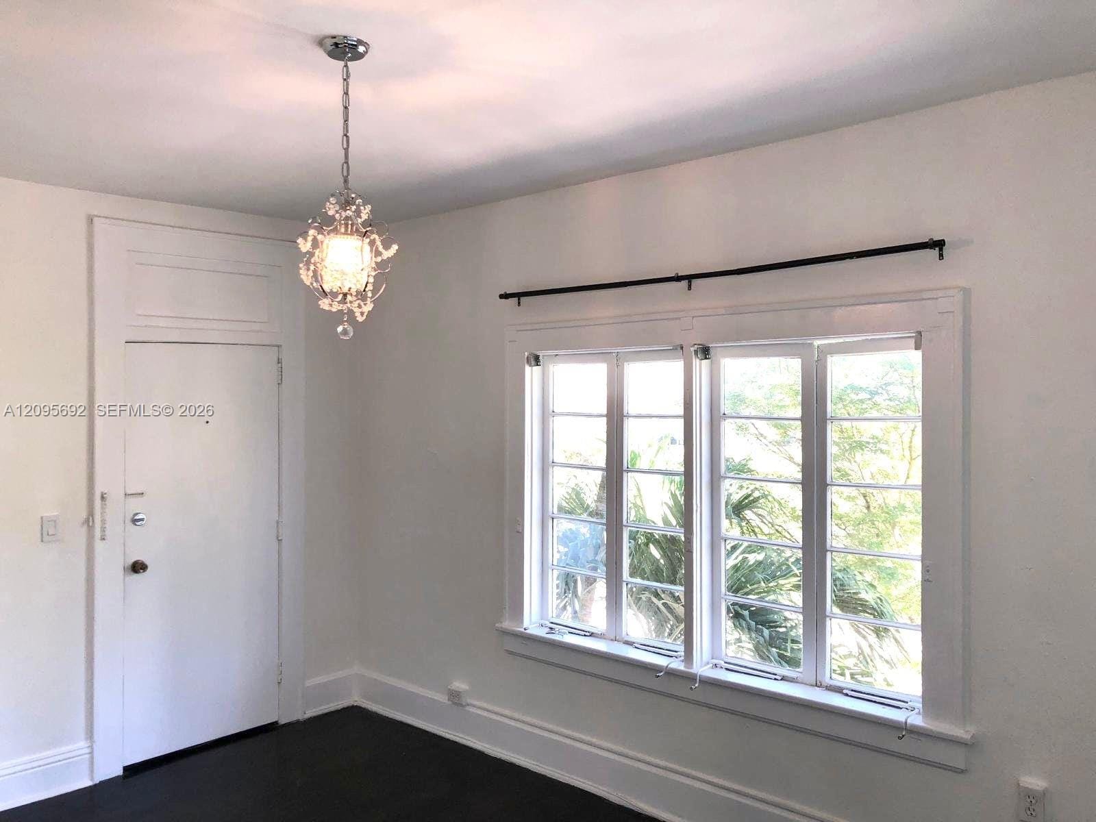 124 Mendoza Avenue 8, Coral Gables, FL 33134 photo 3