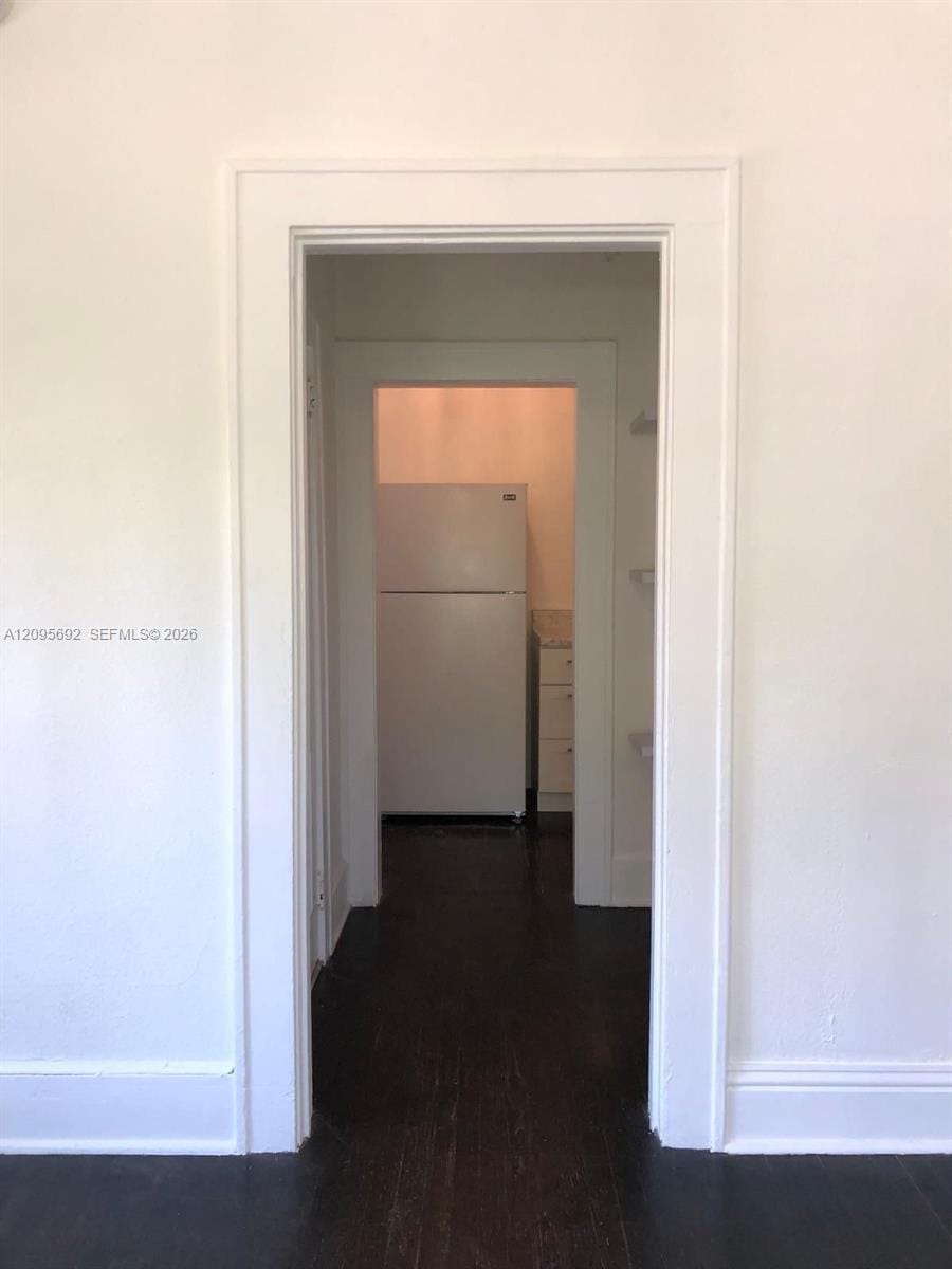 124 Mendoza Avenue 8, Coral Gables, FL 33134 photo 4