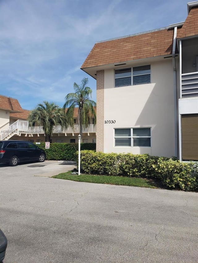 10330 N Military Trail 6B, Palm Beach Gardens, FL 33410