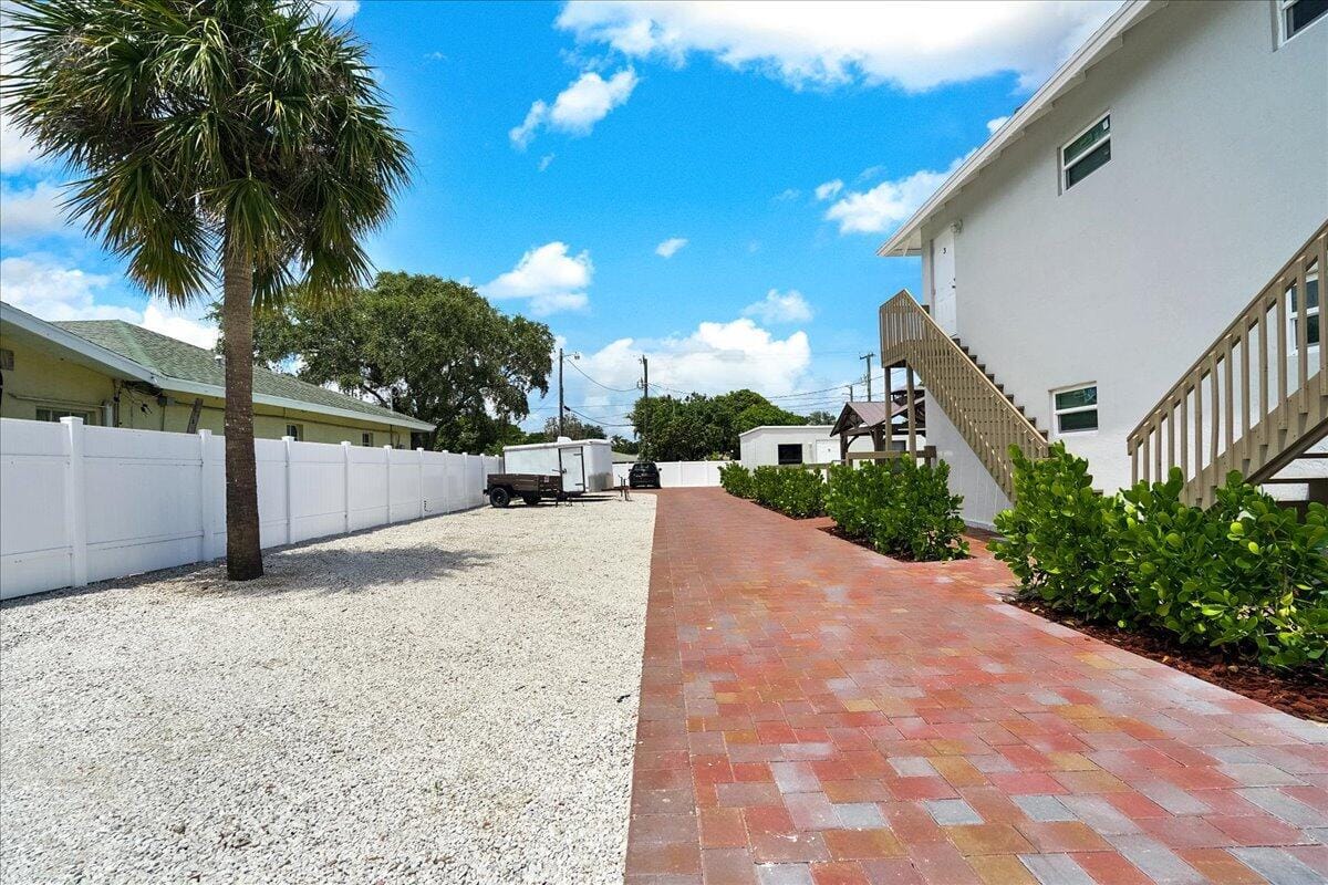 305 CYPRESS Drive 1,2,3,4,5, Lake Park, FL 33403 photo 5