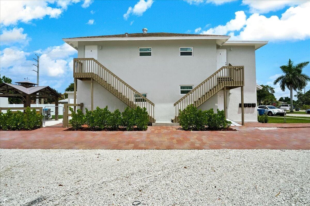 305 CYPRESS Drive 1,2,3,4,5, Lake Park, FL 33403 photo 8