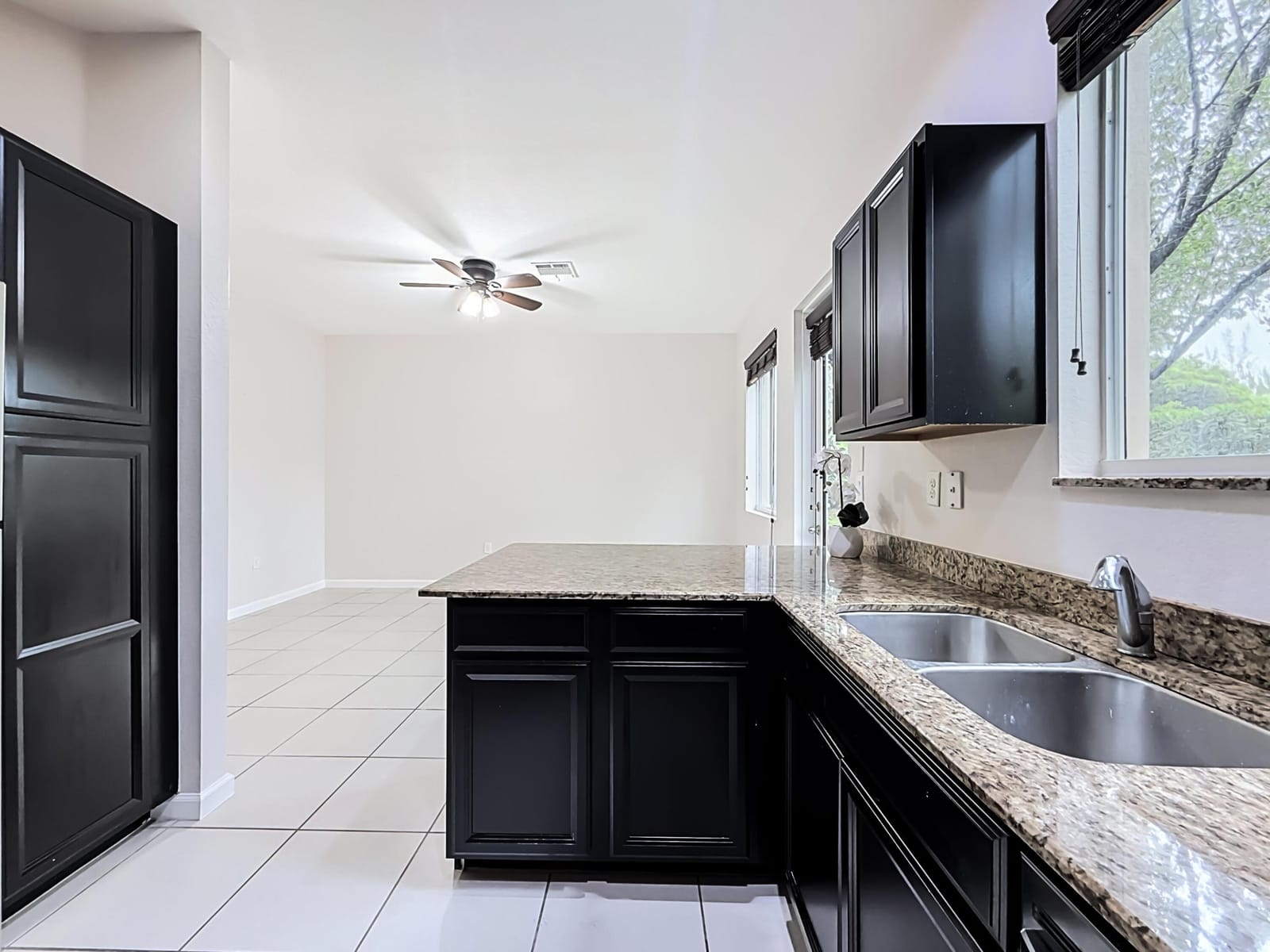 1366 NW 214TH Terrace, Miami Gardens, FL 33169 photo 17