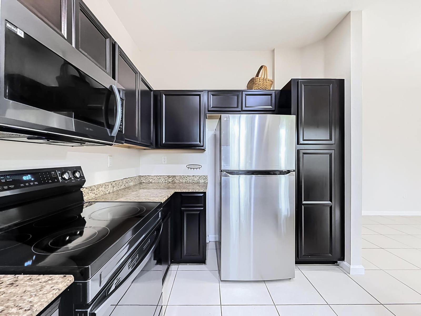 1366 NW 214TH Terrace, Miami Gardens, FL 33169 photo 18