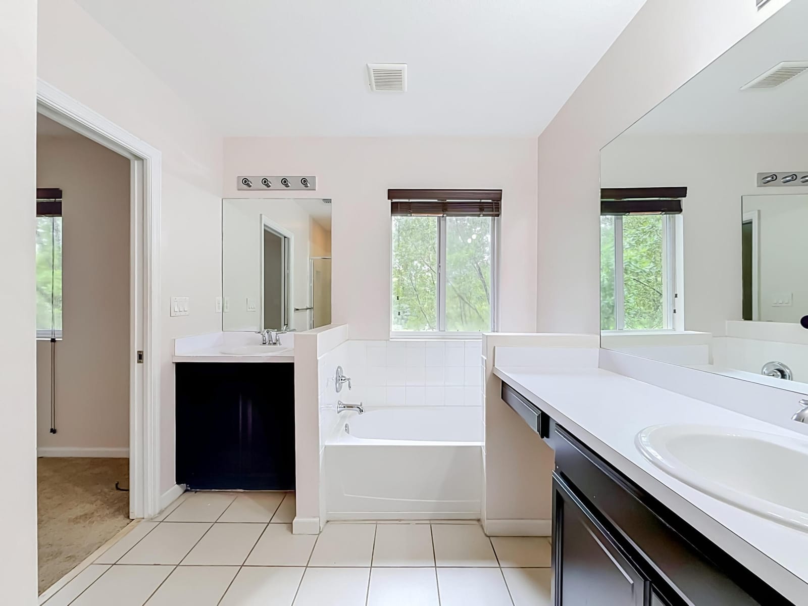 1366 NW 214TH Terrace, Miami Gardens, FL 33169 photo 26
